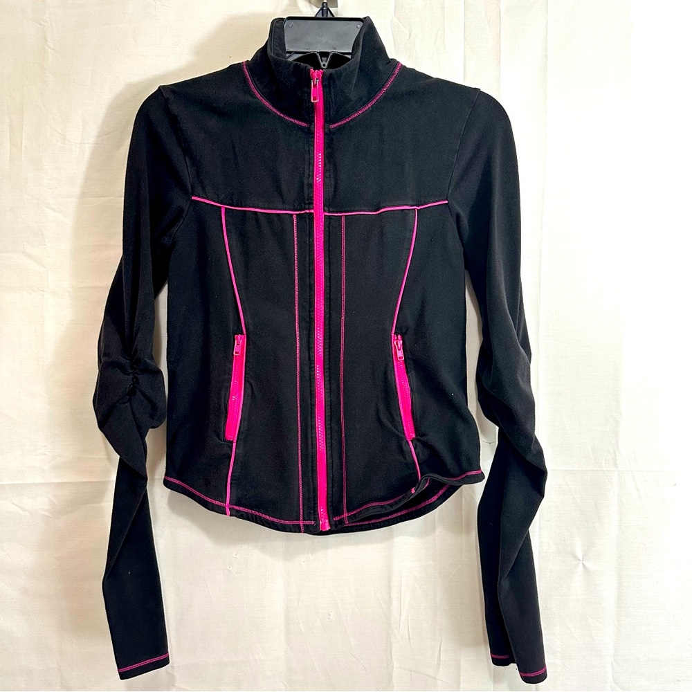 VS Yoga Womens Full Zip Ruched Elbow High Neck Jacket Black w/Pink Piping